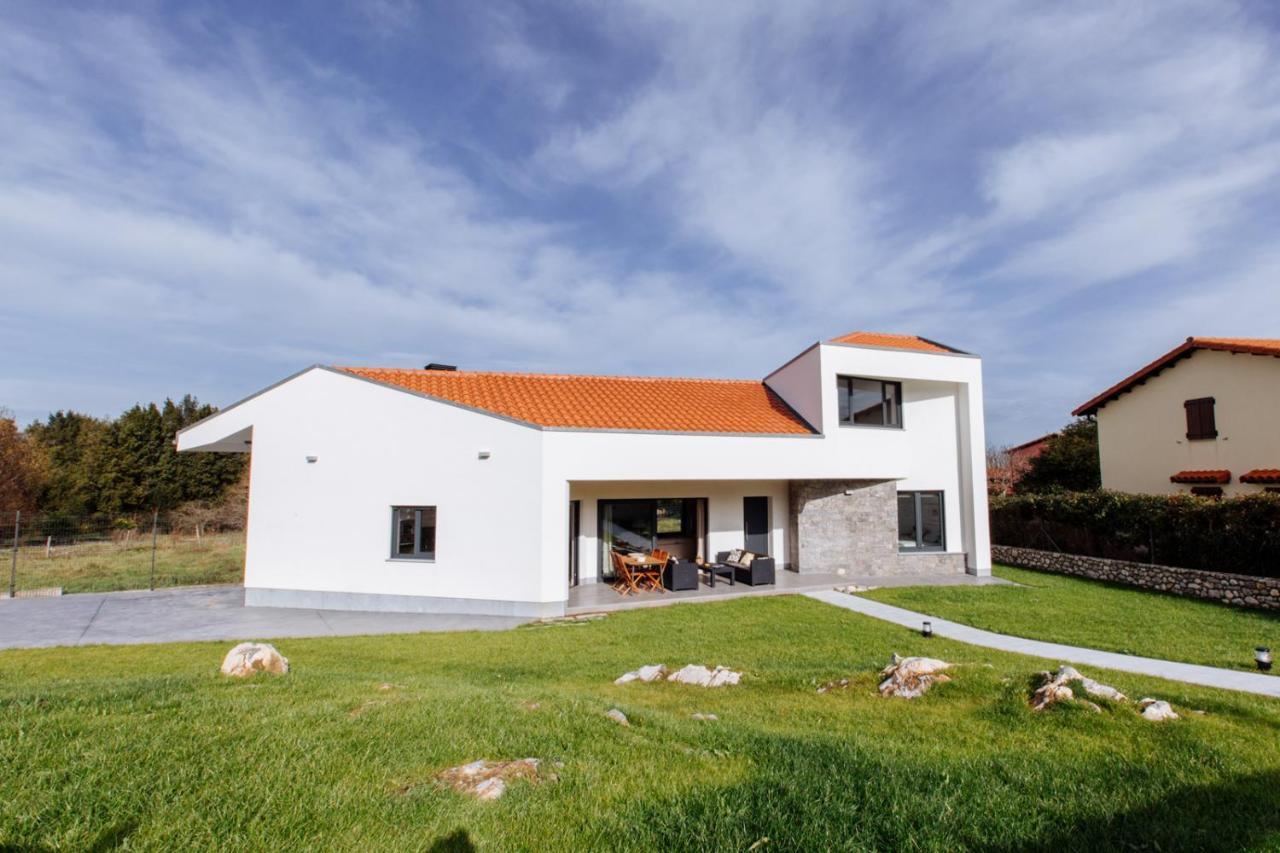 La llosina Vivienda Vacacional alquiler íntegro Villa Llanes Exterior foto